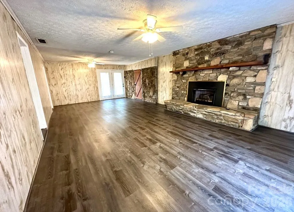 1567 Newfound Road Leicester, NC 28748