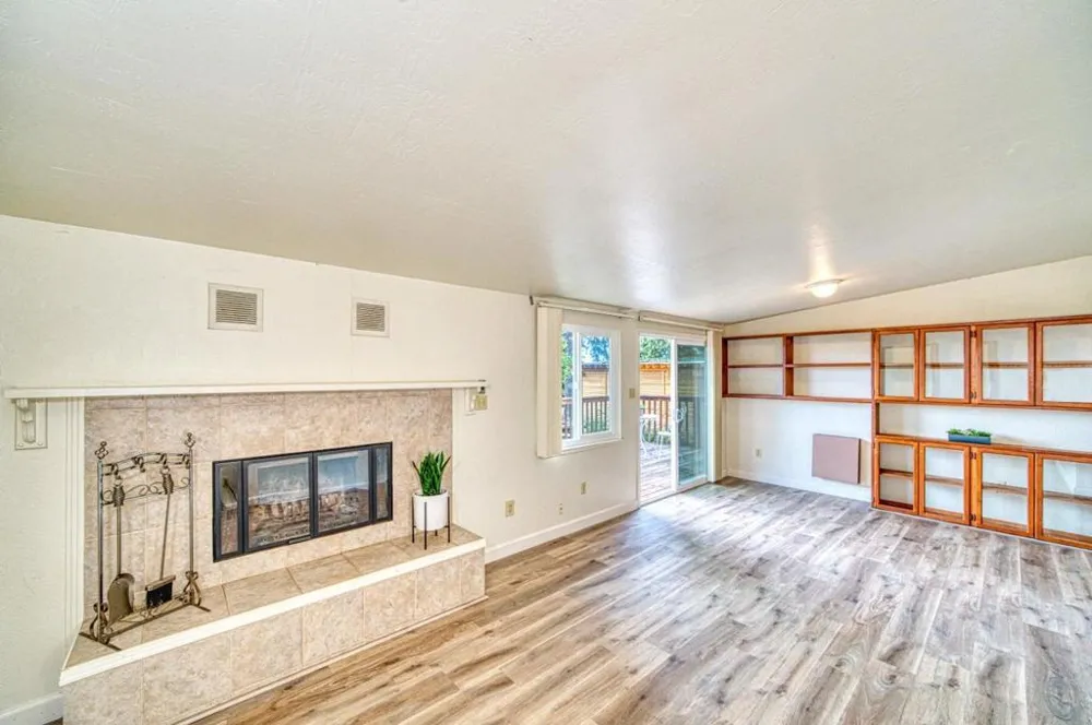 417 High Street Santa Cruz, CA 95060