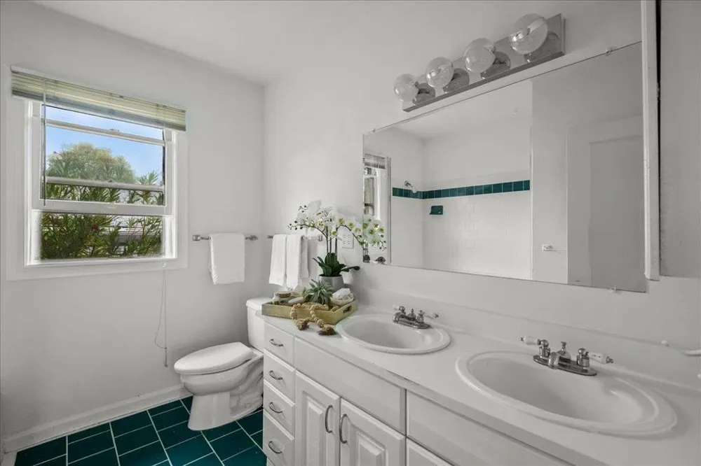 35 Montgomery Street Los Gatos, CA 95030