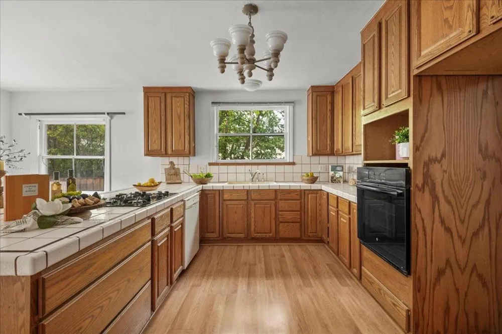 35 Montgomery Street Los Gatos, CA 95030