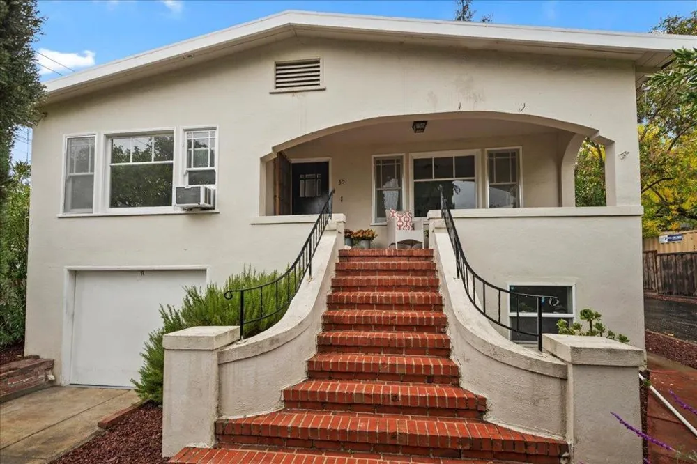 35 Montgomery Street Los Gatos, CA 95030