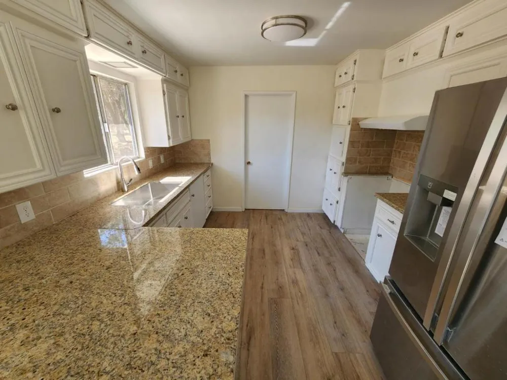 8831 E Herndon Avenue Clovis, CA 93619