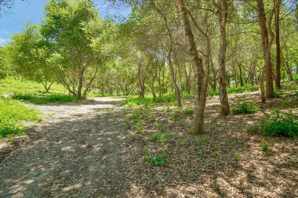 Apple Valley Corralitos, CA 95076
