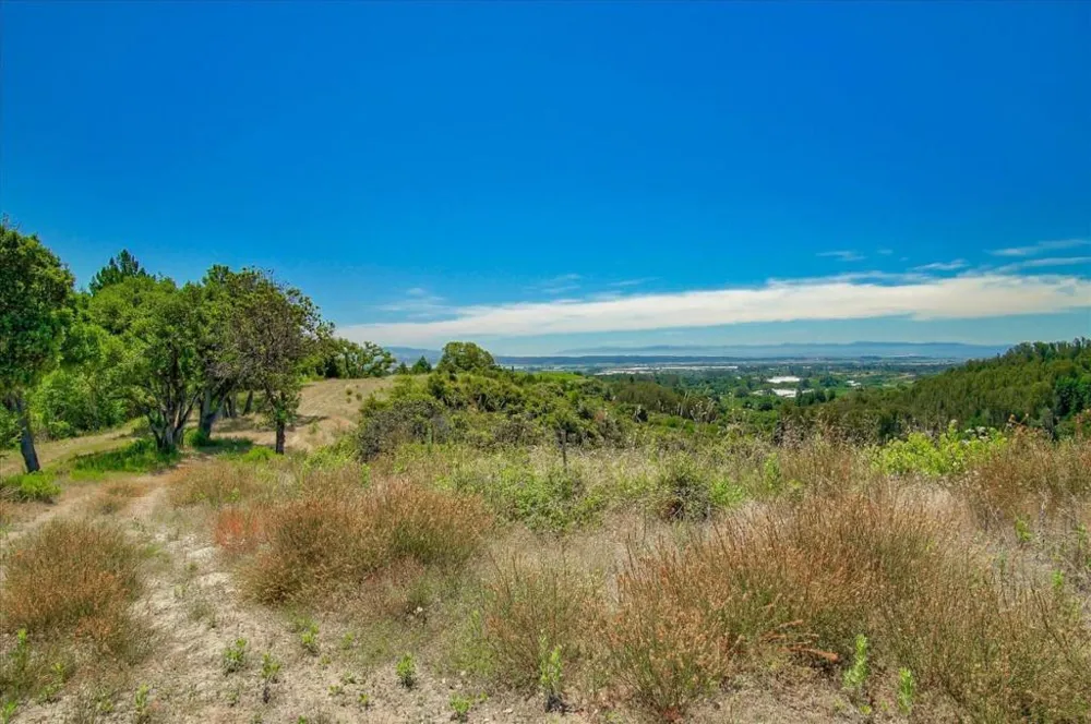 Apple Valley Corralitos, CA 95076