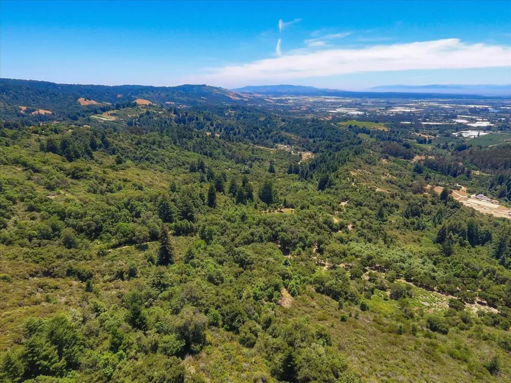Apple Valley Corralitos, CA 95076