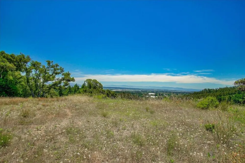 Apple Valley Corralitos, CA 95076