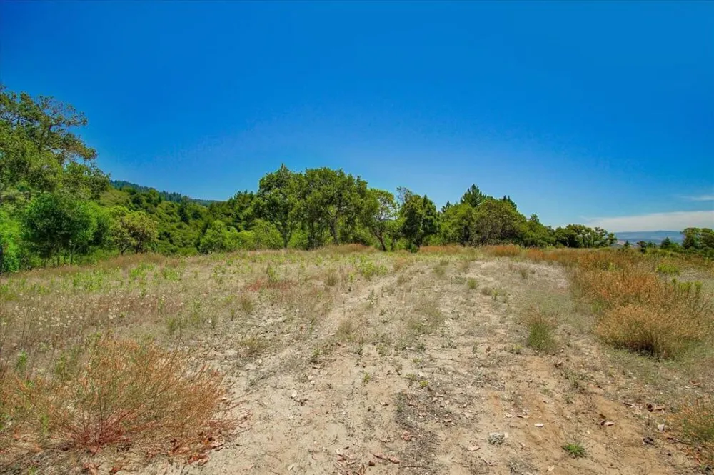 Apple Valley Corralitos, CA 95076