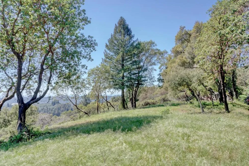 Apple Valley Corralitos, CA 95076