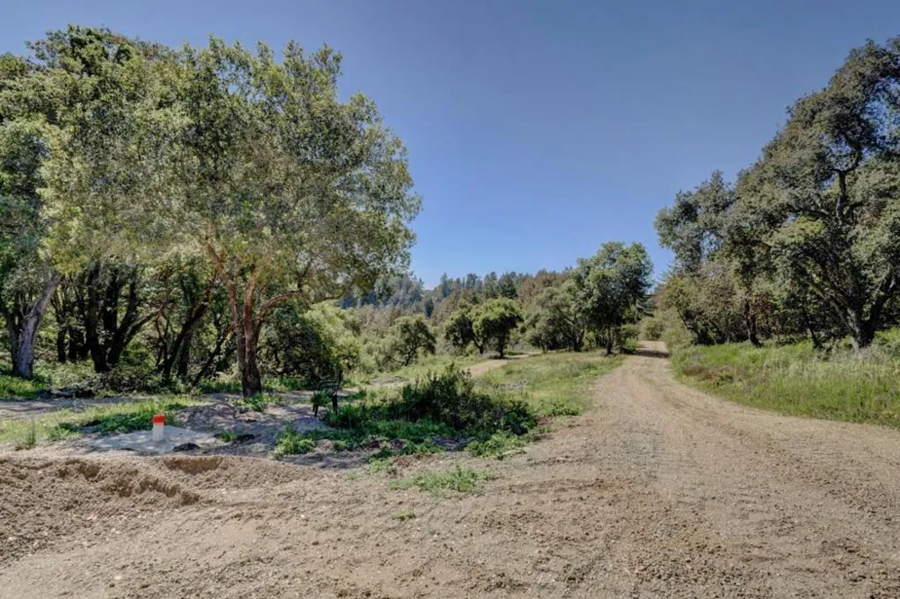 Apple Valley Corralitos, CA 95076