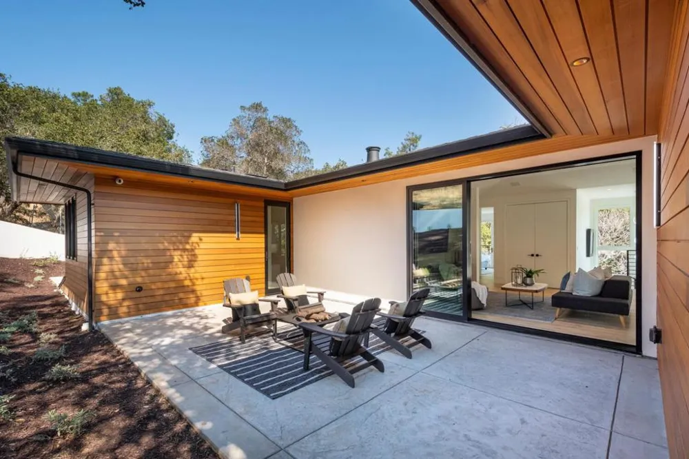 2280 Ralston Avenue Belmont, CA 94002