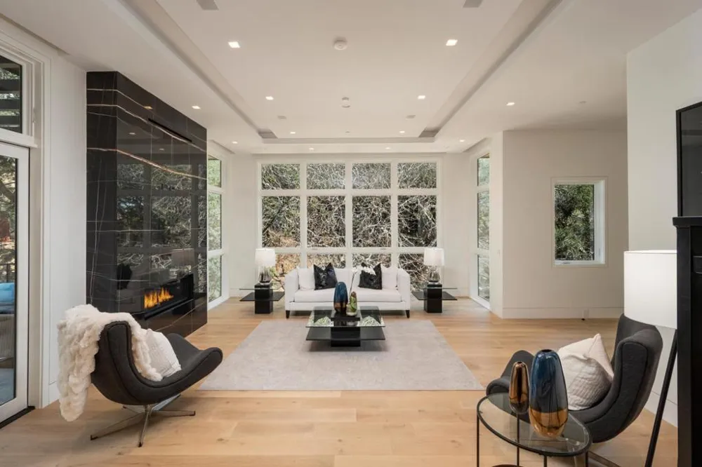 2280 Ralston Avenue Belmont, CA 94002
