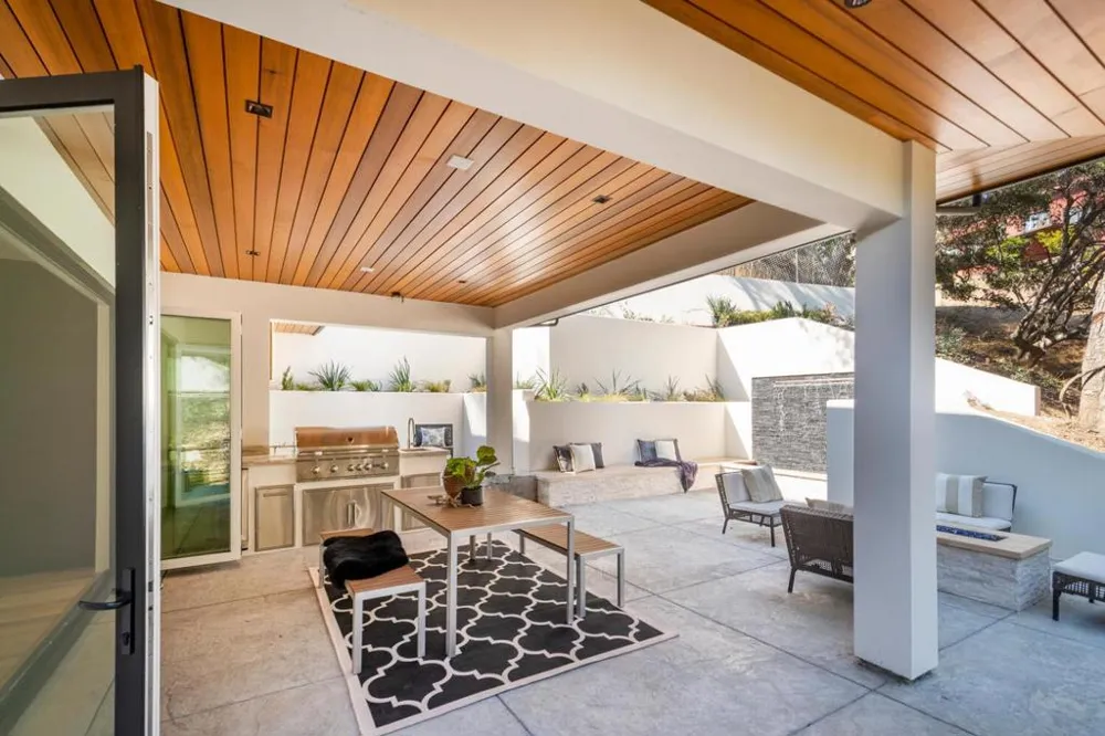 2280 Ralston Avenue Belmont, CA 94002
