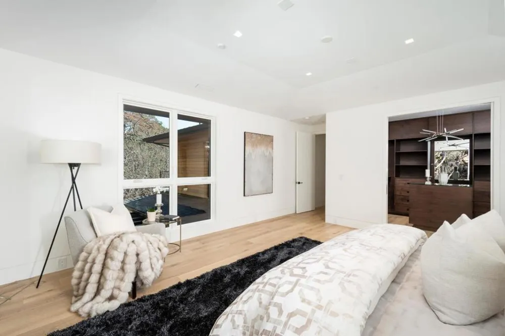 2280 Ralston Avenue Belmont, CA 94002