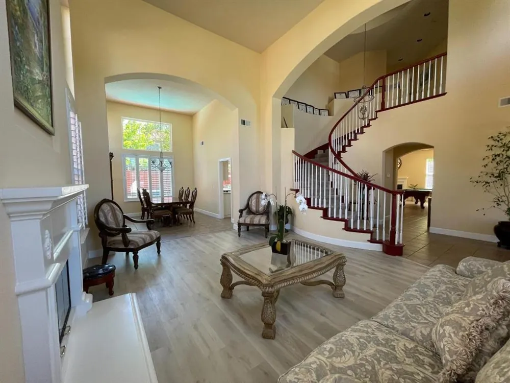 19122 Legend Court Morgan Hill, CA 95037