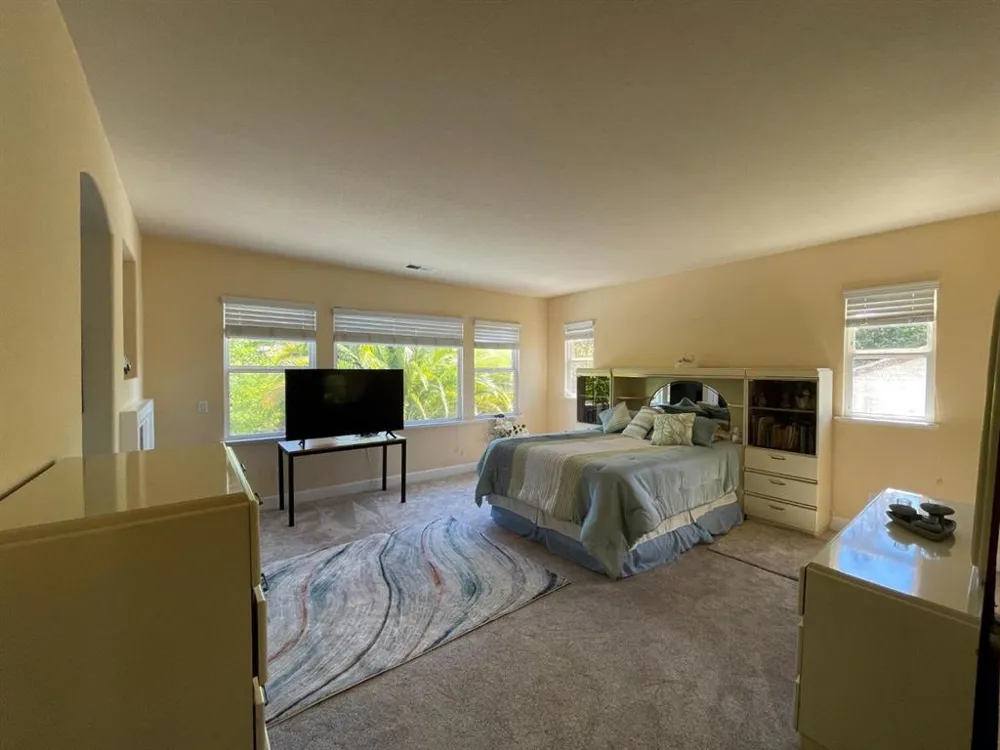 19122 Legend Court Morgan Hill, CA 95037