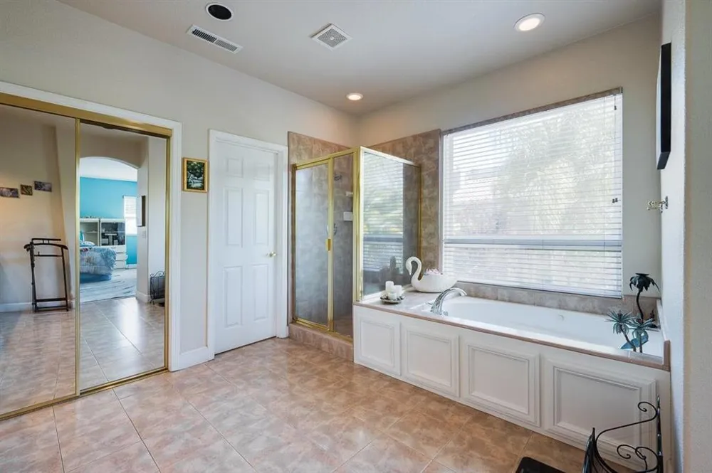 19122 Legend Court Morgan Hill, CA 95037