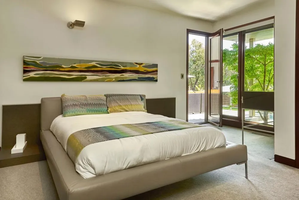 24301 Elise Court Los Altos Hills, CA 94024