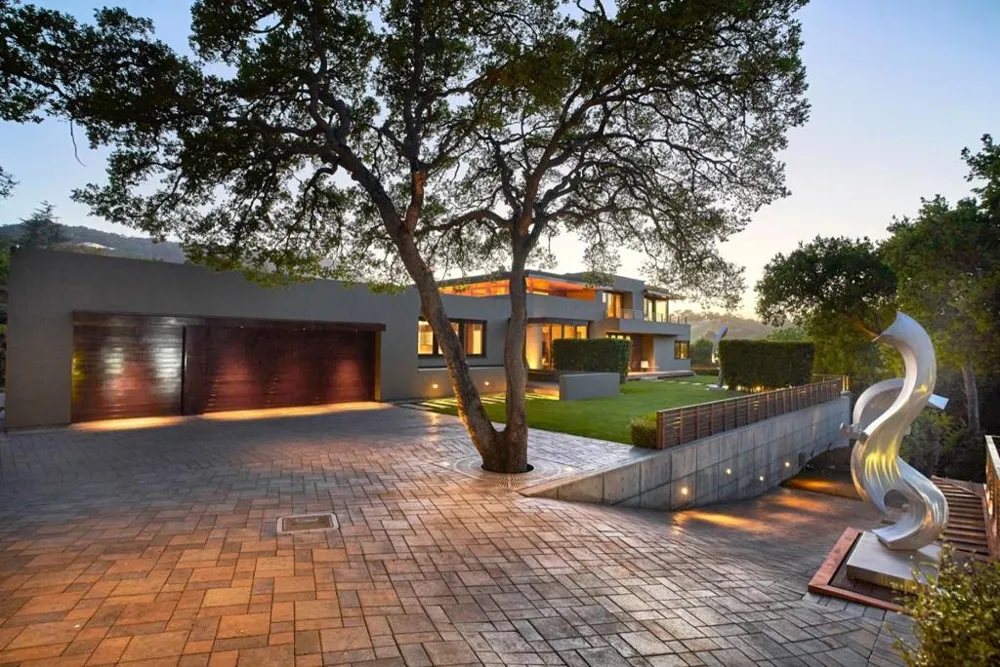 24301 Elise Court Los Altos Hills, CA 94024