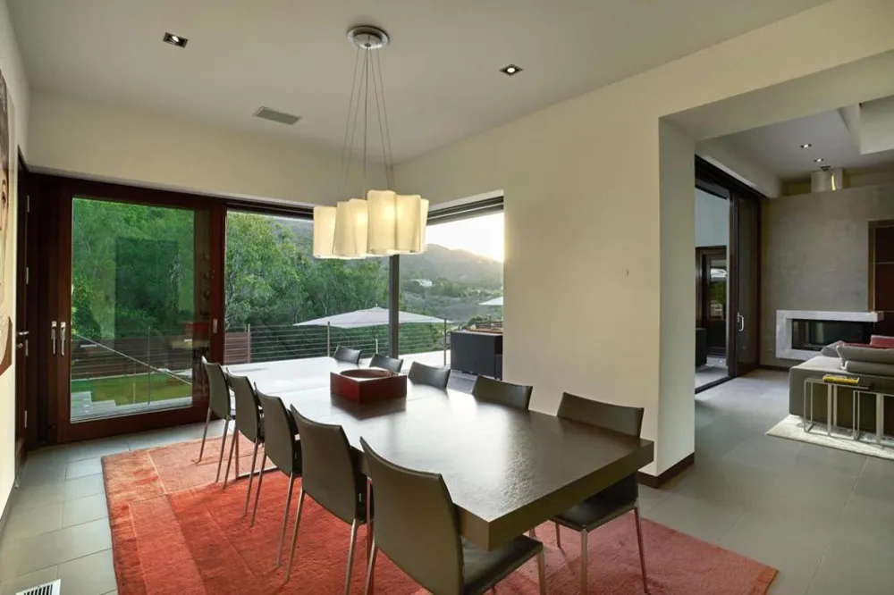 24301 Elise Court Los Altos Hills, CA 94024