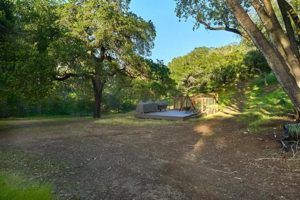 24301 Elise Court Los Altos Hills, CA 94024