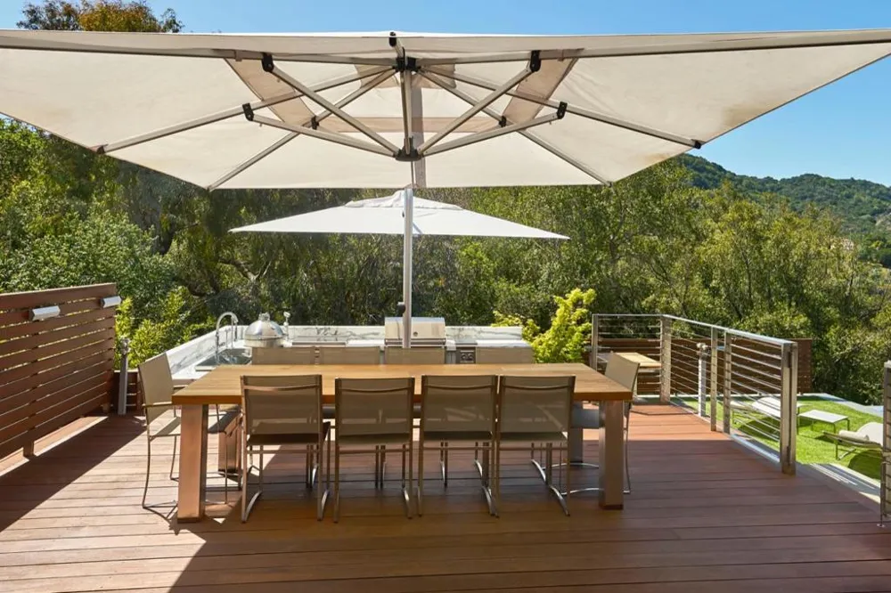 24301 Elise Court Los Altos Hills, CA 94024