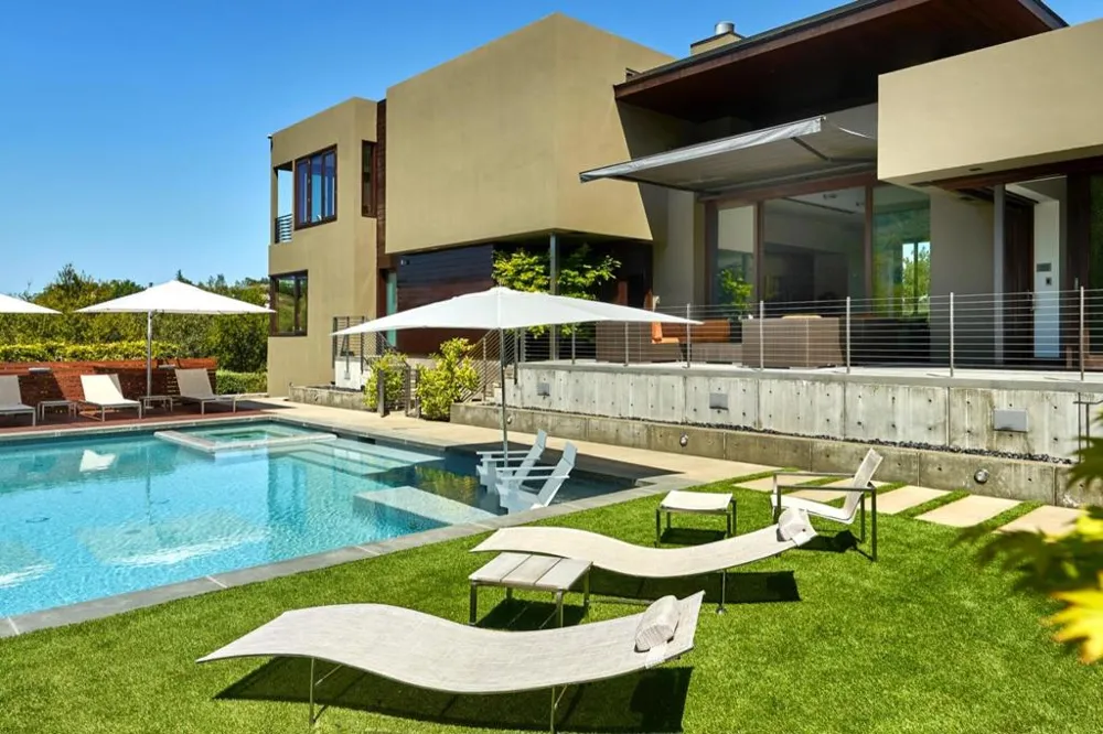 24301 Elise Court Los Altos Hills, CA 94024
