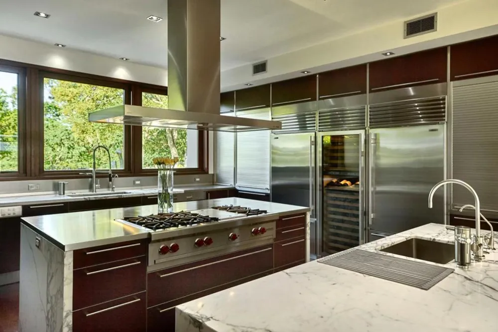 24301 Elise Court Los Altos Hills, CA 94024