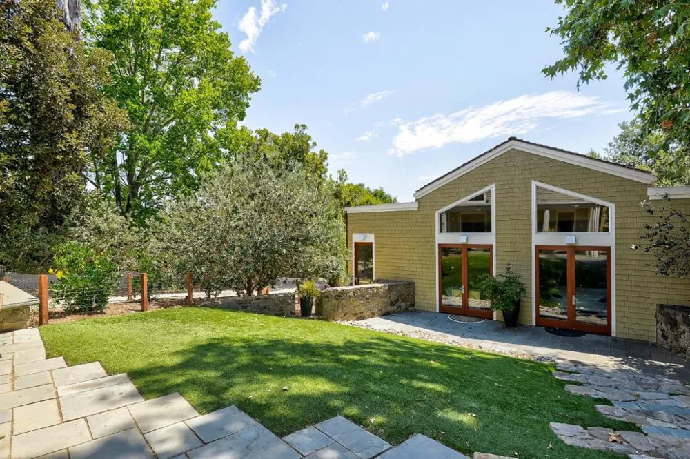 848 Nash Road Los Altos, CA 94024