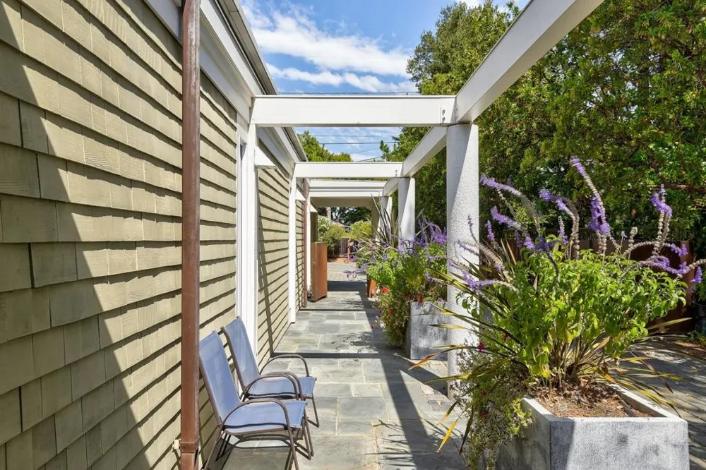 848 Nash Road Los Altos, CA 94024