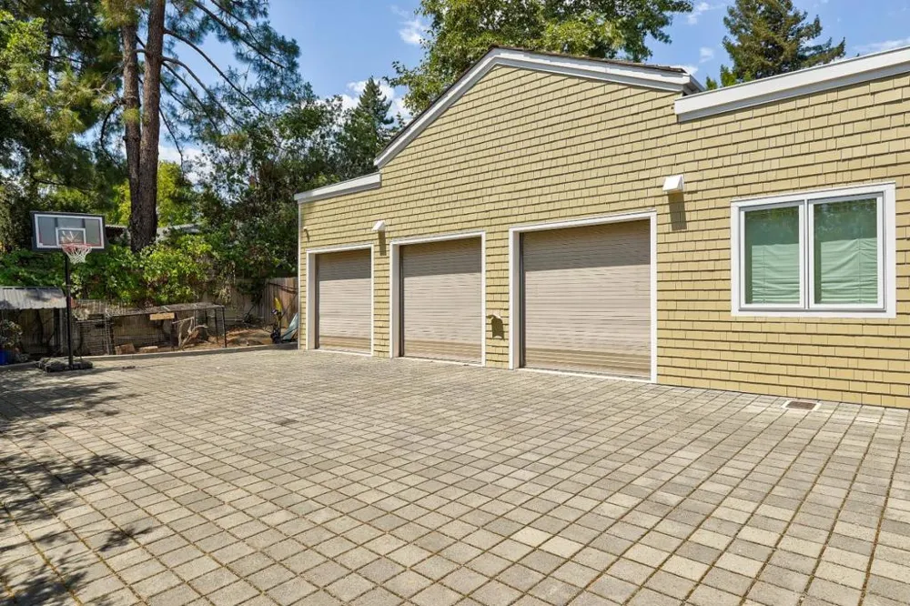 848 Nash Road Los Altos, CA 94024