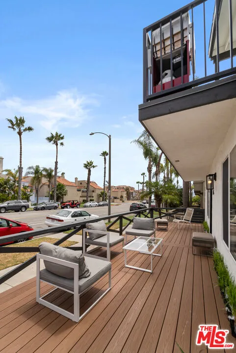 213 17th Street #A Huntington Beach, CA 92648