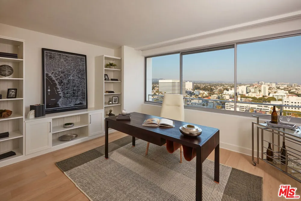 1221 W OCEAN AVENUE #503 Santa Monica, CA 90401