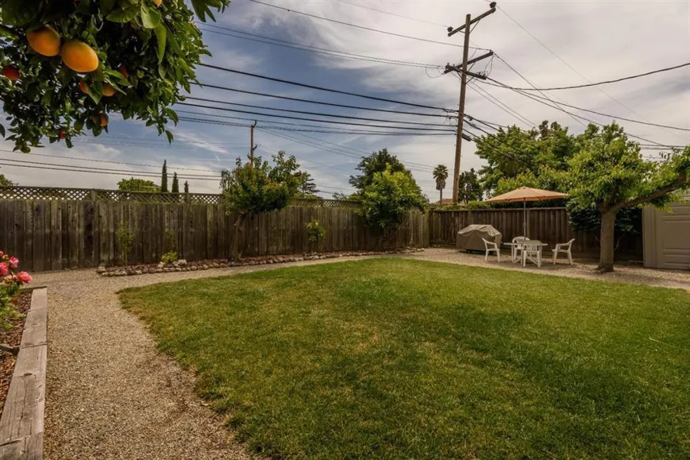 1440 Lodi Avenue San Mateo, CA 94401