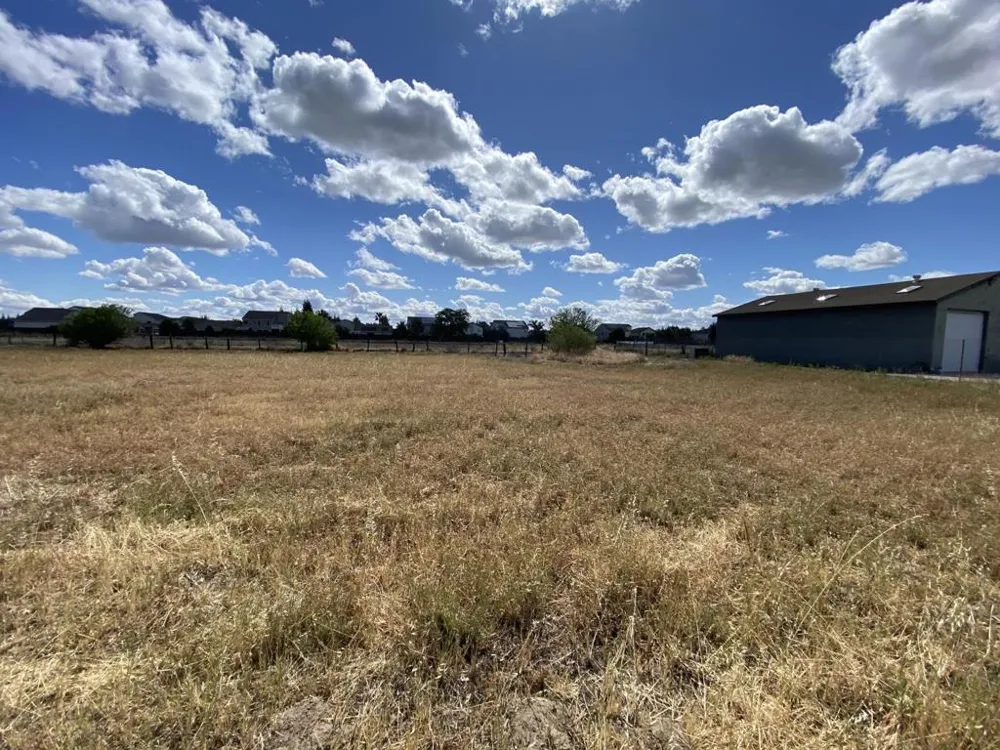 16244 Cottage Avenue Manteca, CA 95336