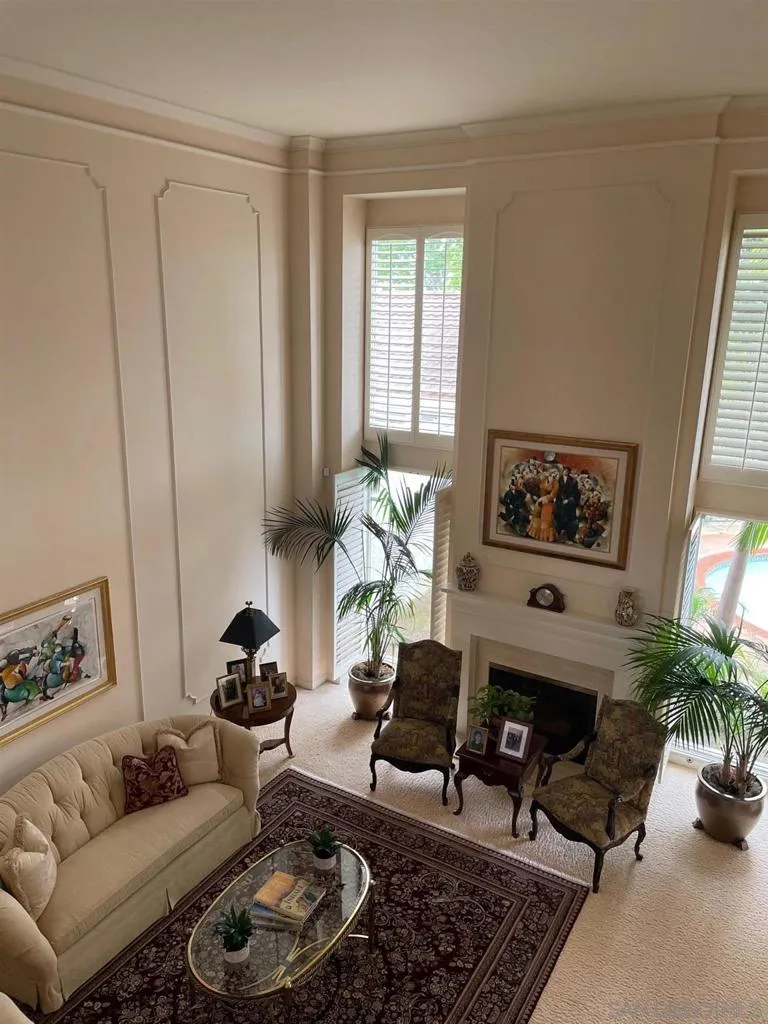8206 Caminito Lacayo La Jolla, CA 92037