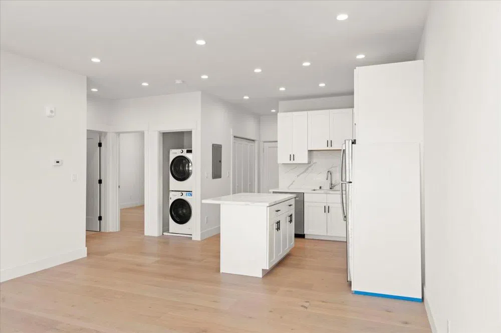 3548 Pierce Street San Francisco, CA 94123