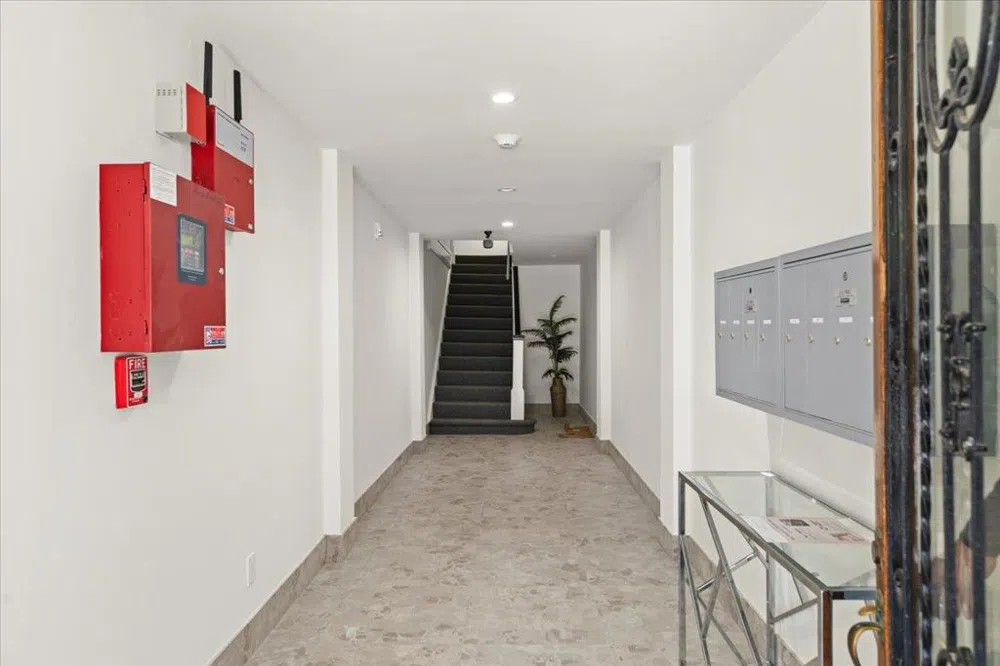 3548 Pierce Street San Francisco, CA 94123