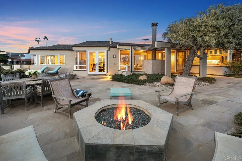100 10th Street Del Mar, CA 92014