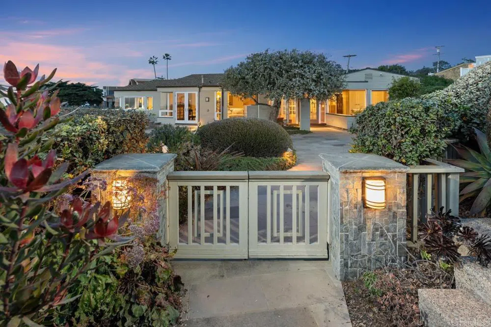 100 10th Street Del Mar, CA 92014