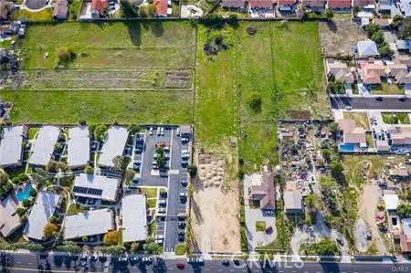 405 W Merrill Avenue Rialto, CA 92376