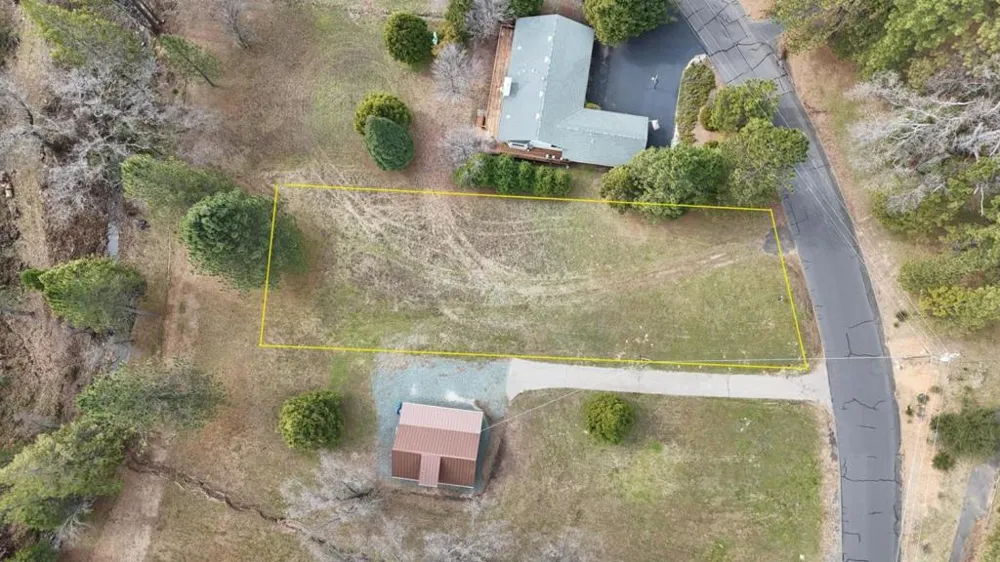 20805 McKinley Groveland, CA 95321