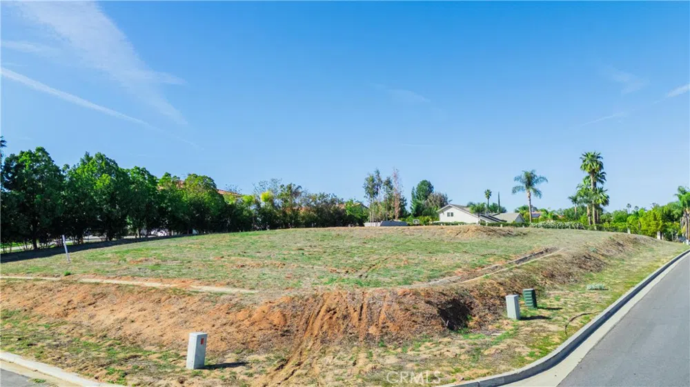 16460 Landon Court Riverside, CA 92504