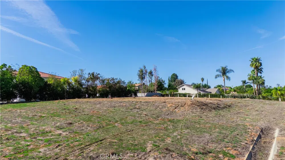 16460 Landon Court Riverside, CA 92504