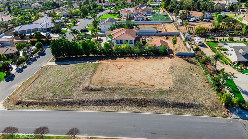 16460 Landon Court Riverside, CA 92504