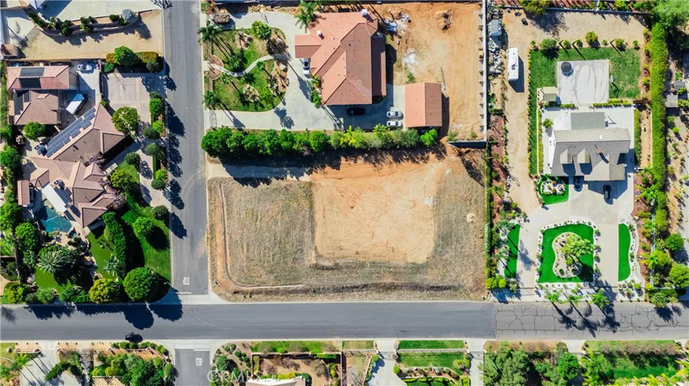 16460 Landon Court Riverside, CA 92504