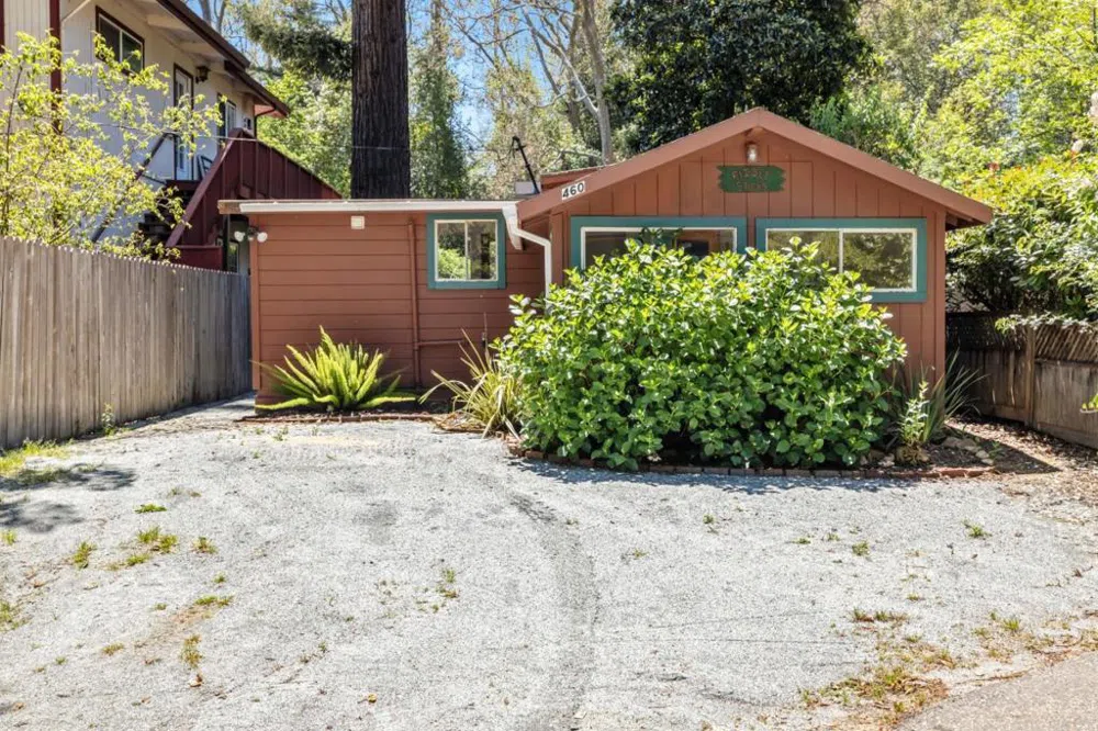 460 River Road Felton, CA 95018