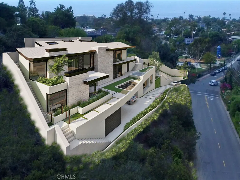 815 Bluebird Canyon Drive Laguna Beach, CA 92651