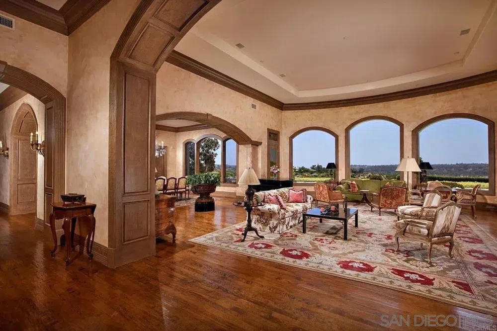 14716 Ladys Secret Drive Rancho Santa Fe, CA 92067