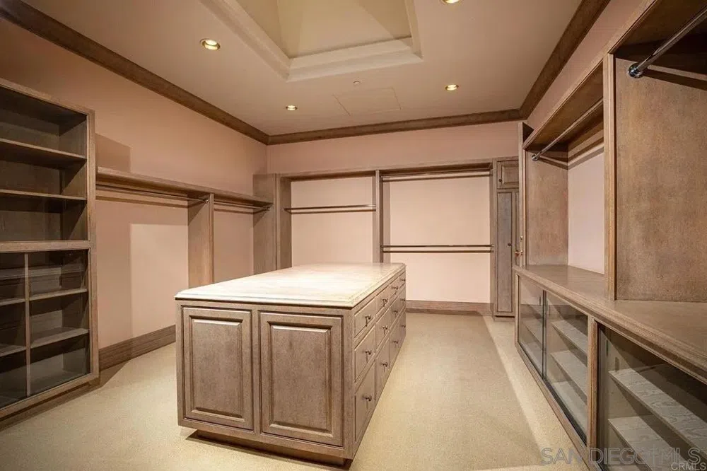 14716 Ladys Secret Drive Rancho Santa Fe, CA 92067
