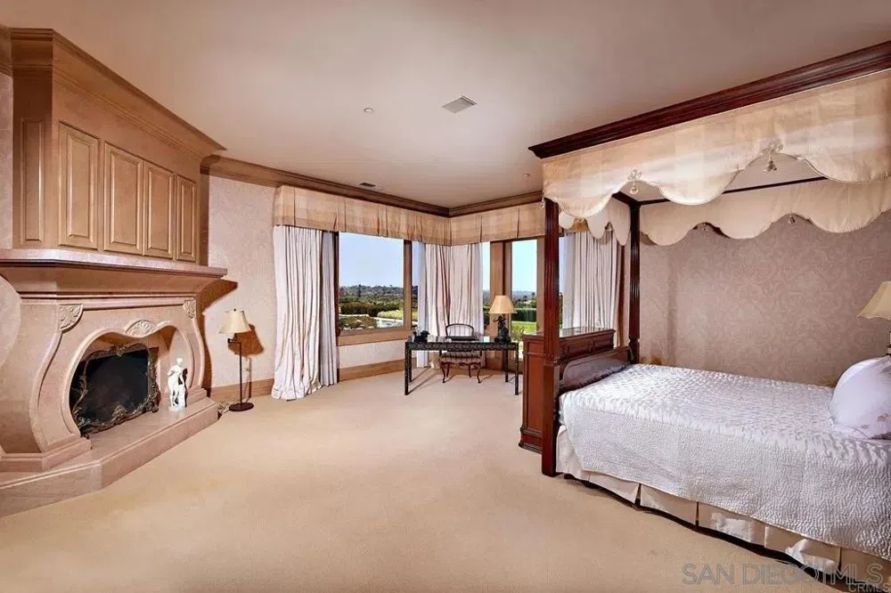 14716 Ladys Secret Drive Rancho Santa Fe, CA 92067